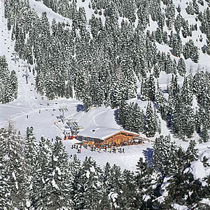 Vallongia Hütte